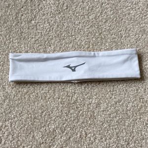 white mizuno head band